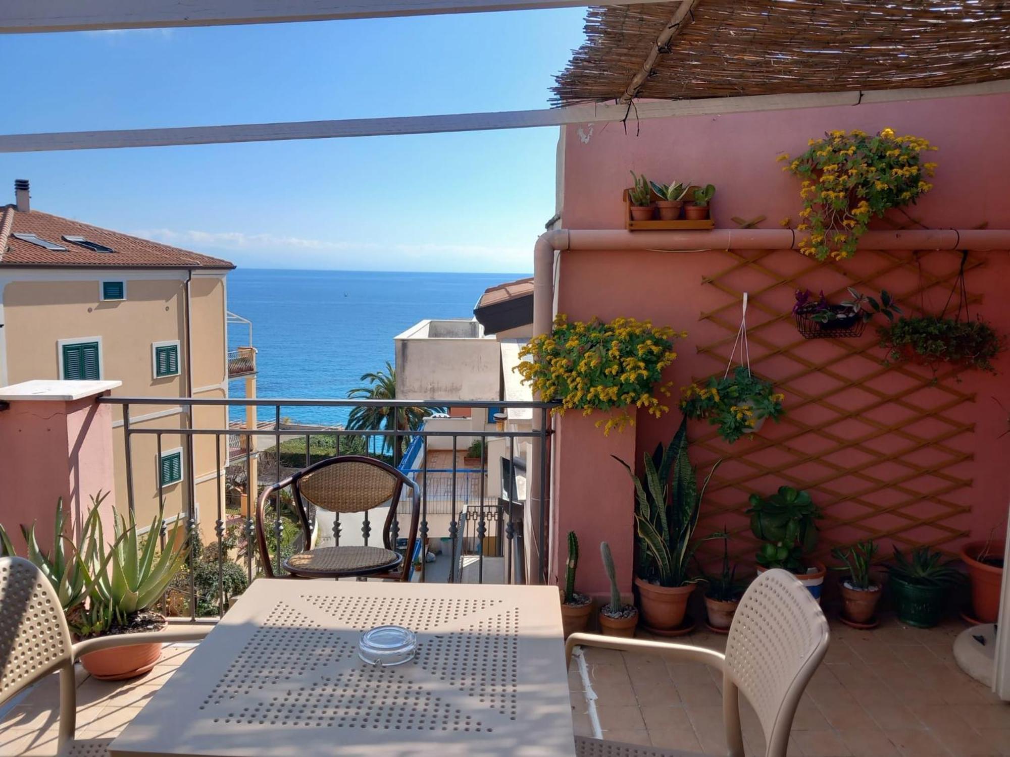 Casa Sulla Punta Marina di Camerota